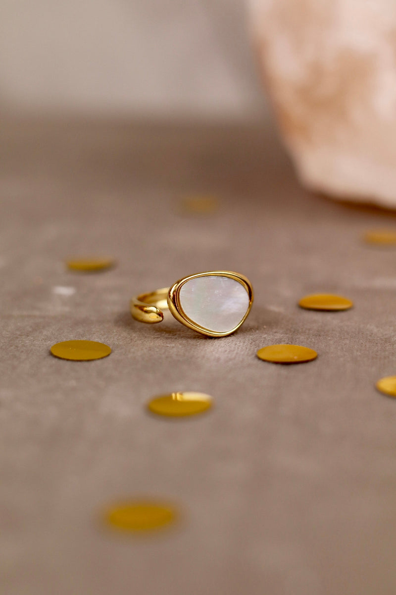 Ring - Classic pearl-zoom-