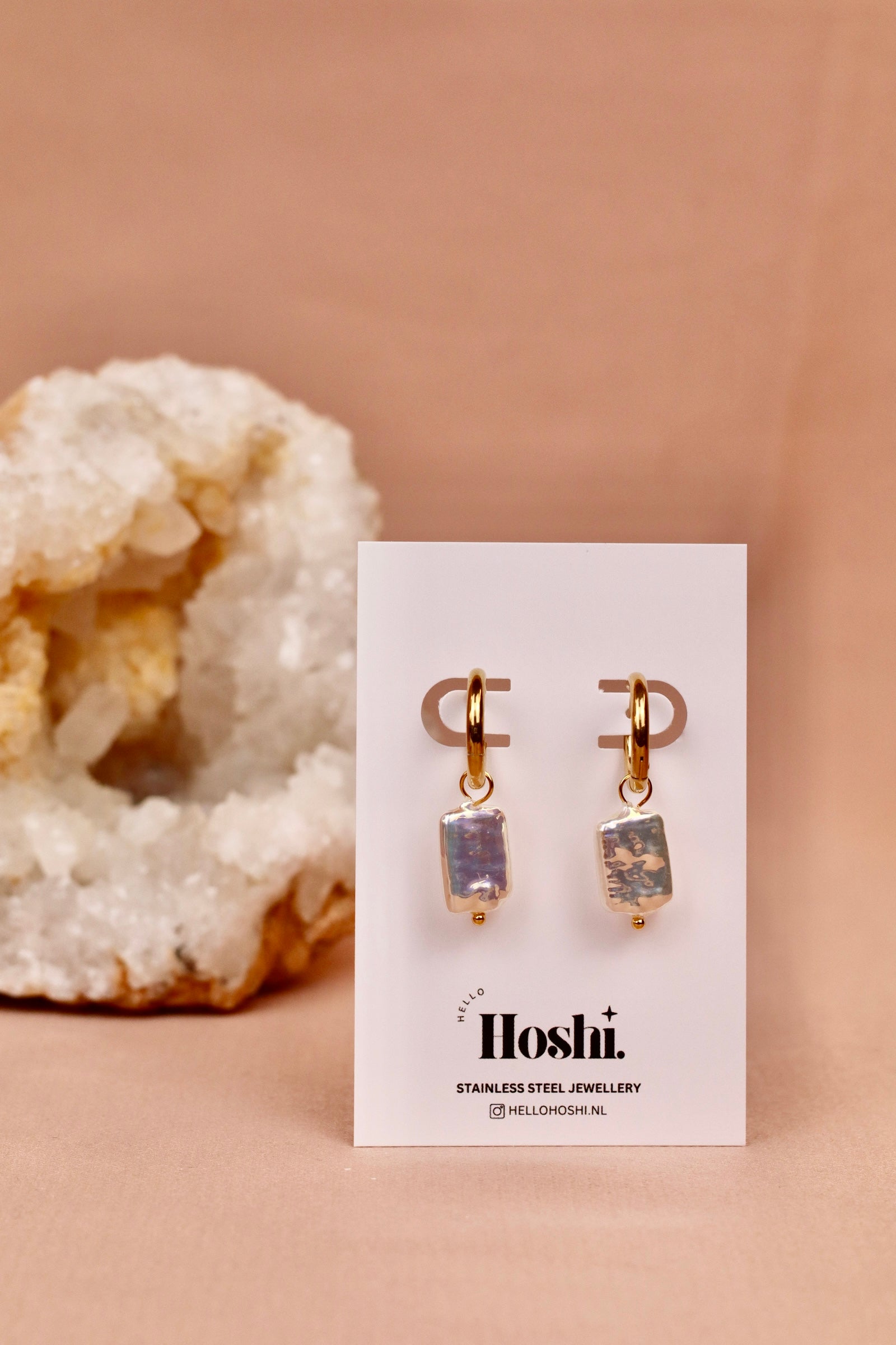 Earrings - Pearl universe