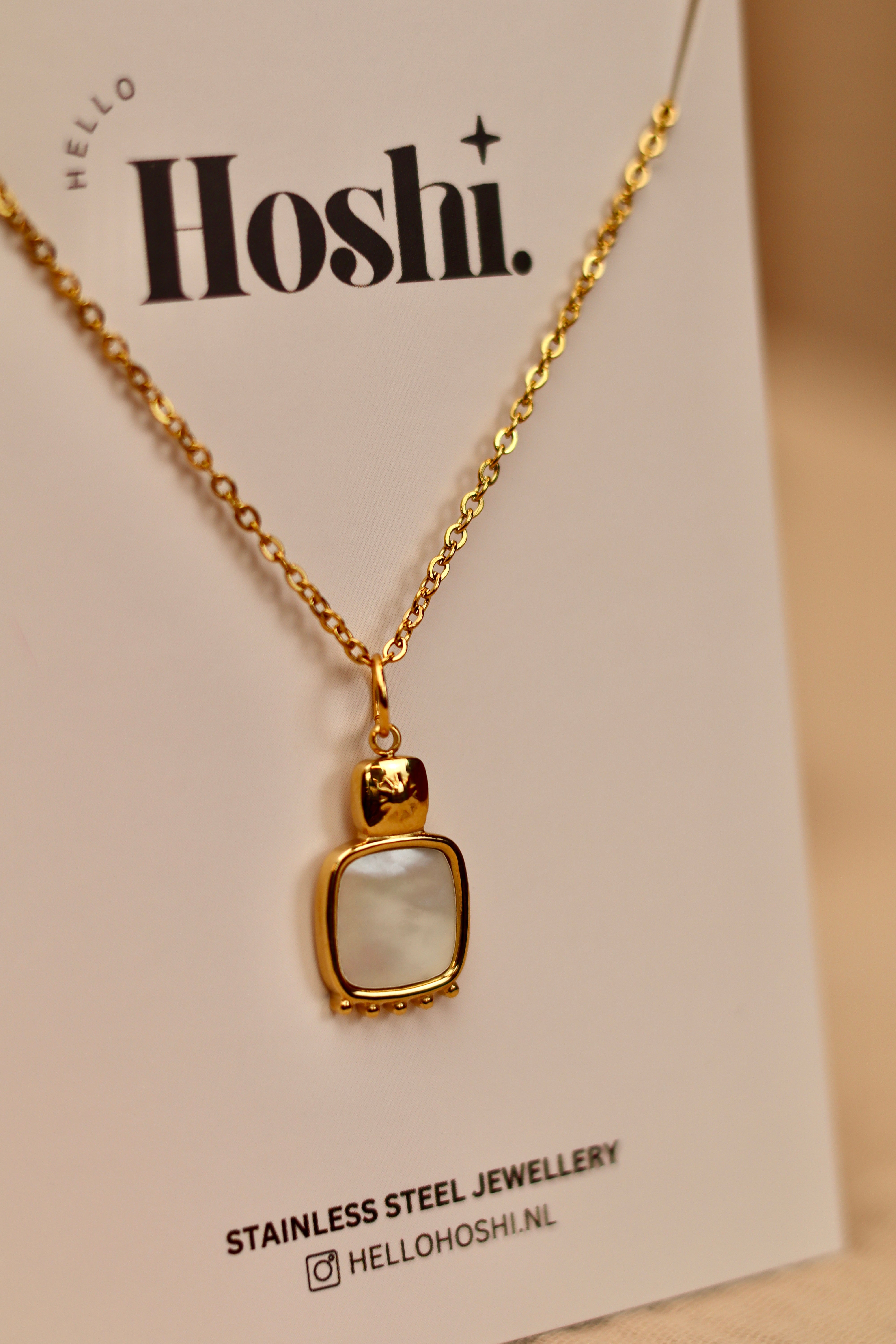 Necklace - Cosmic pearl
