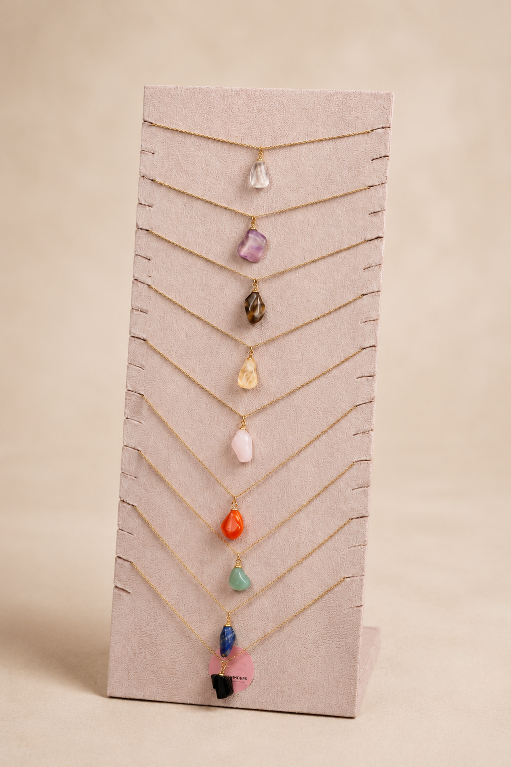 DISPLAY - necklace gemstones
